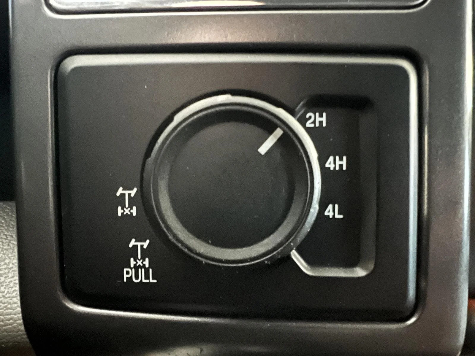 Used 2015 Blue Jeans Metallic Ford XLT image 31