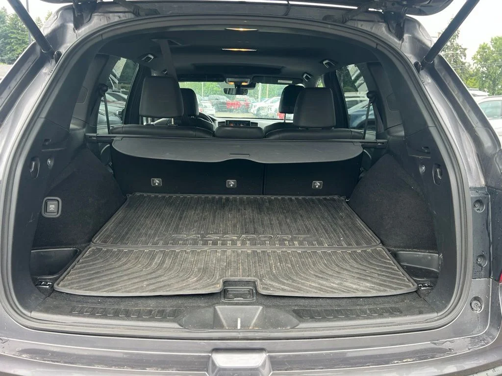 Used 2019 Gray Honda Elite image 8