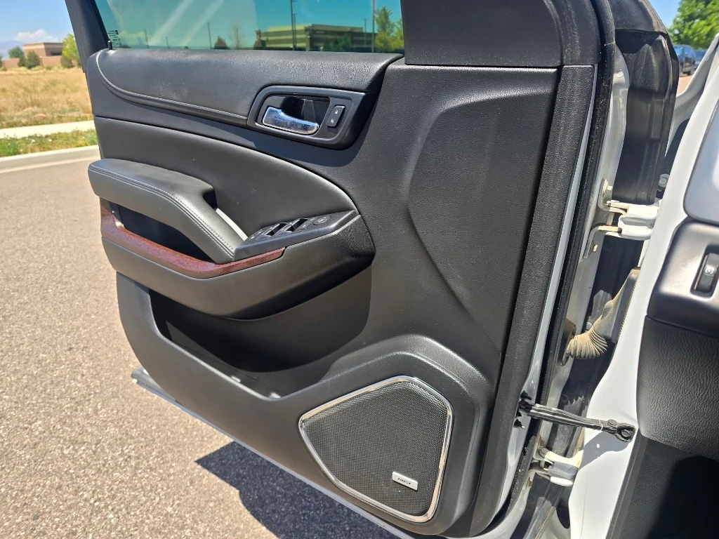 Used 2017 Summit White GMC SLE image 16