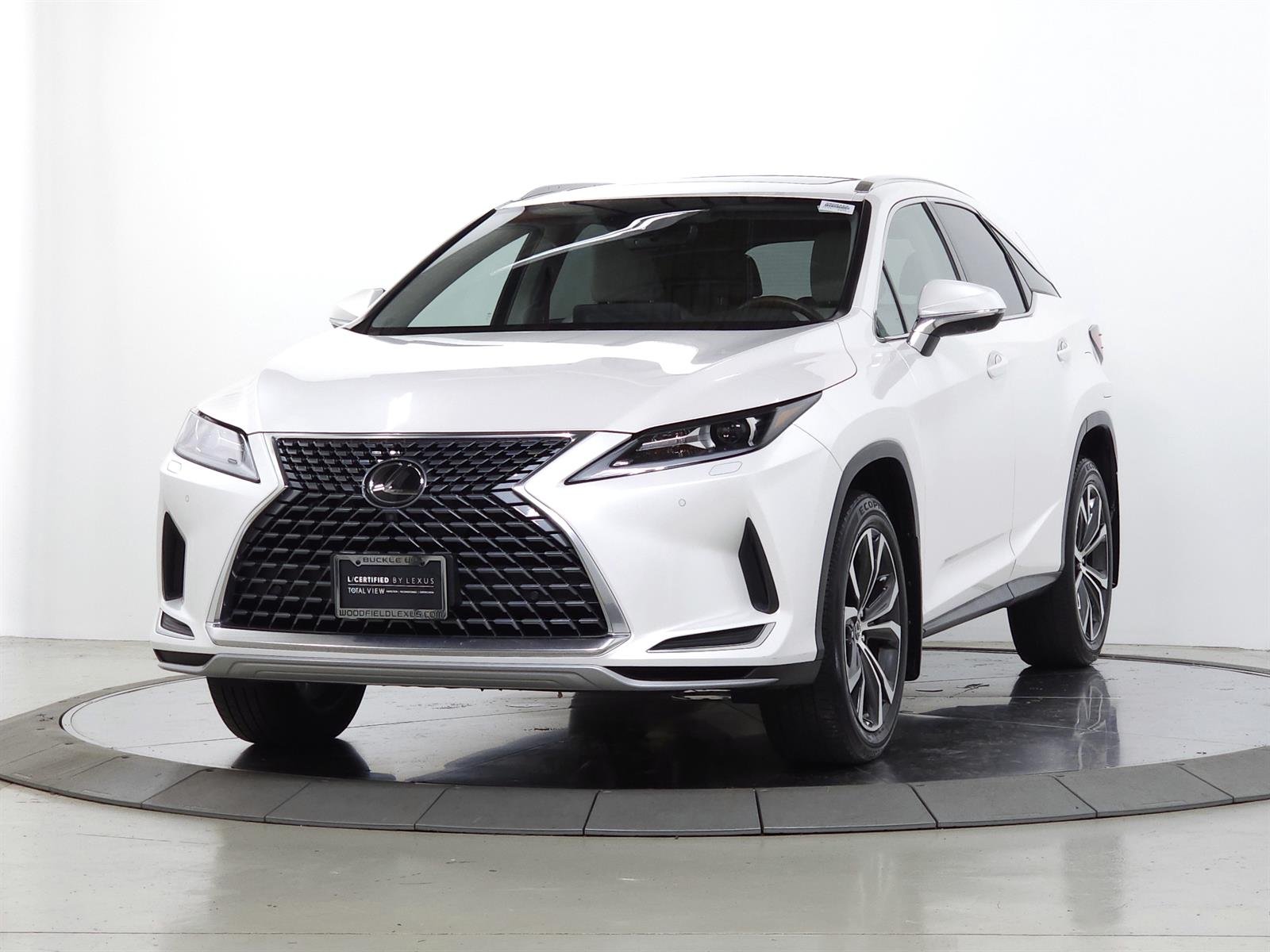 Certified Used 2020 White Lexus  image 3