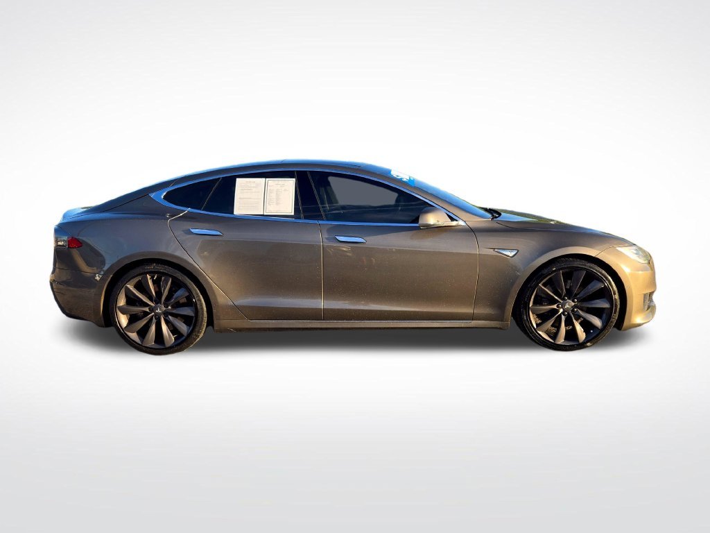 Used 2016 Gold Tesla 90D image 2