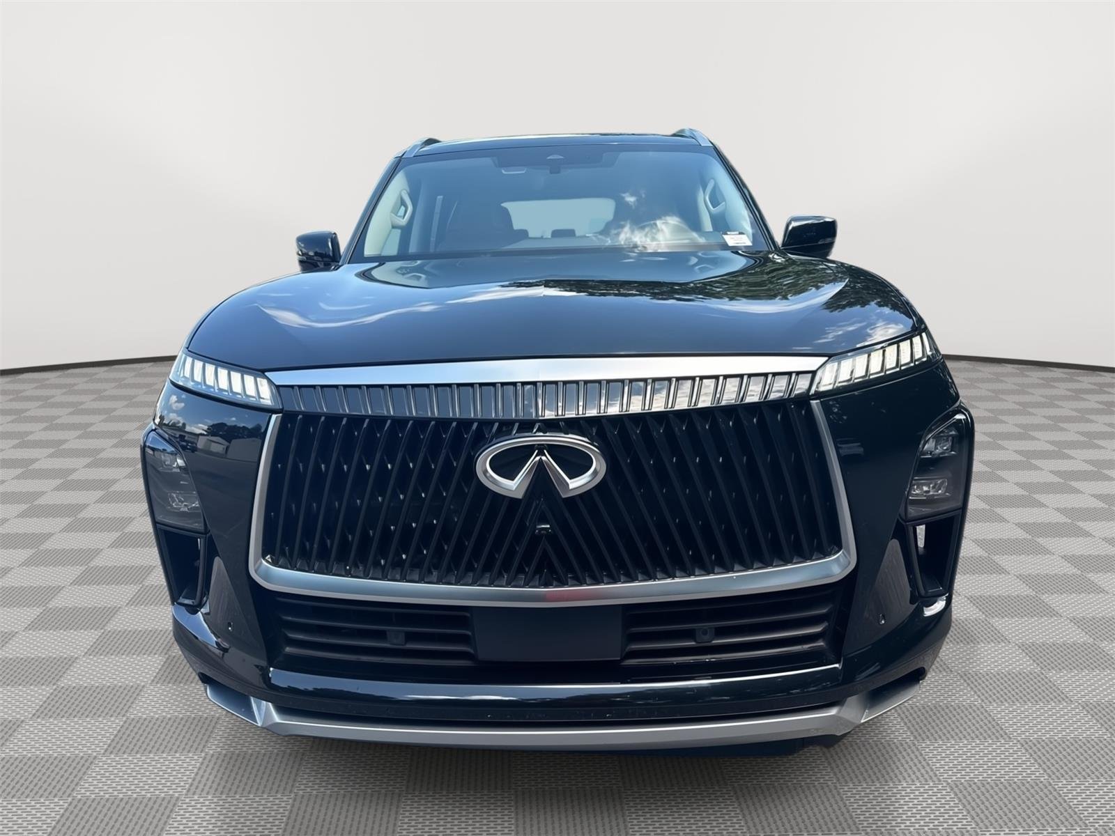 Certified Used 2025 Mineral Black INFINITI SENSORY image 3