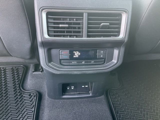 Certified Used 2025 Gray Volkswagen 2.0T SE w/Technology image 15