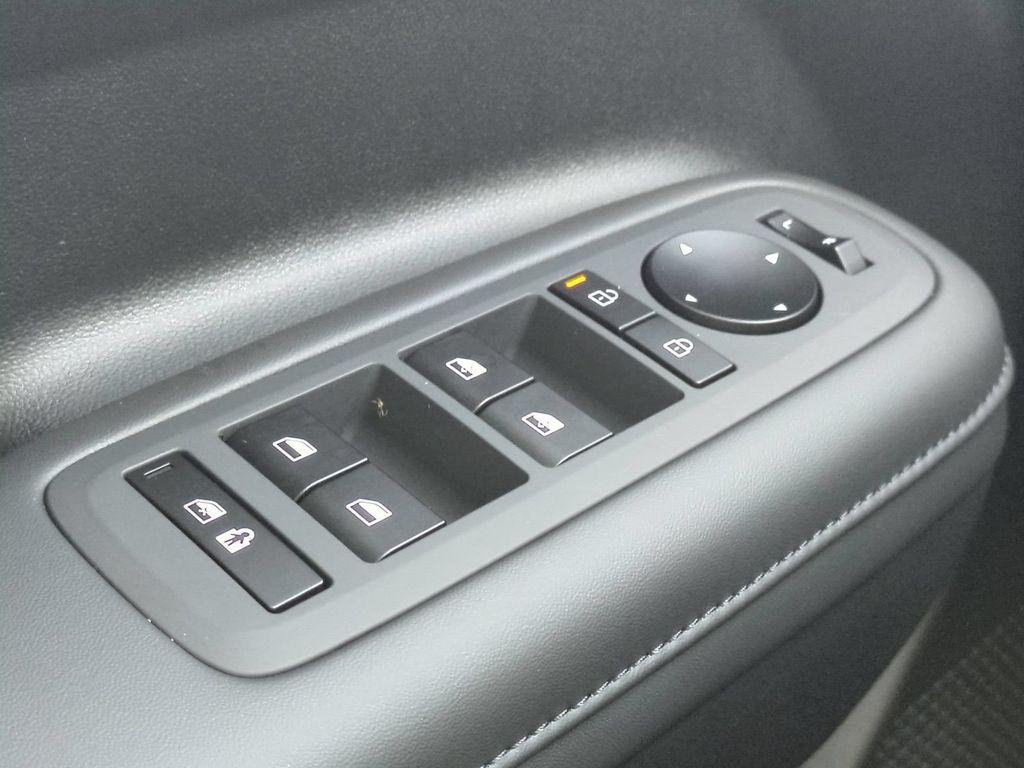 New 2027 Blue Hyundai XRT AWD image 34