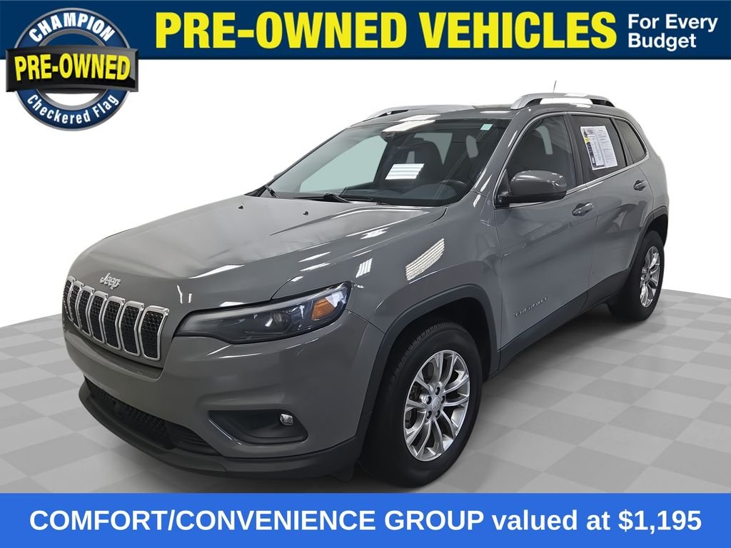 Used 2021 Gray Clearcoat Jeep Latitude Lux image 1