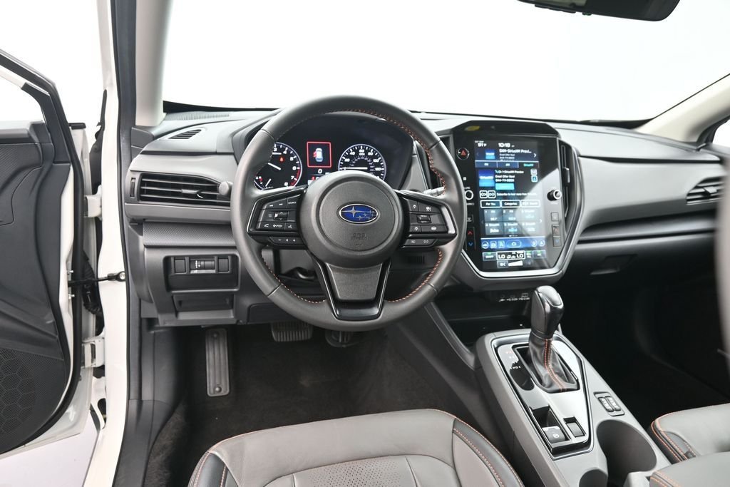 Used 2025 Crystal White Pearl Subaru Limited image 16