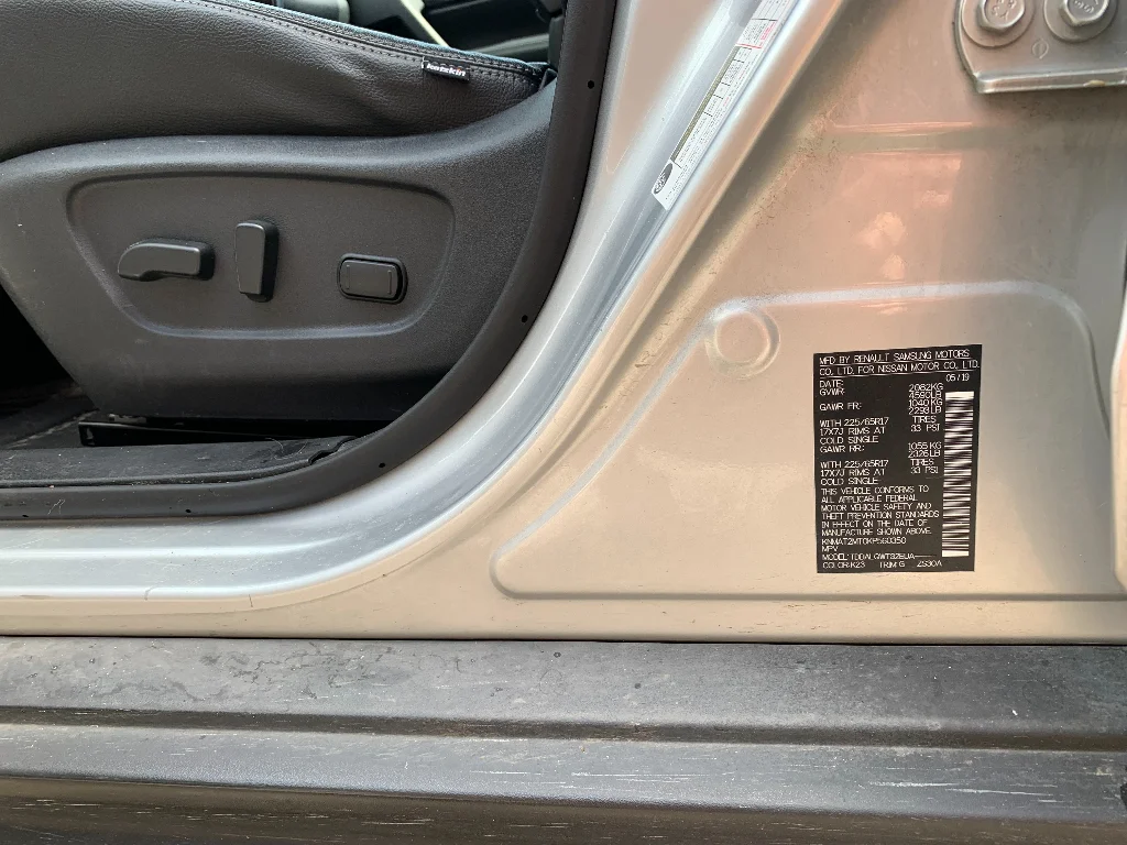 Used 2019 Brilliant Silver Metallic Nissan SV image 15