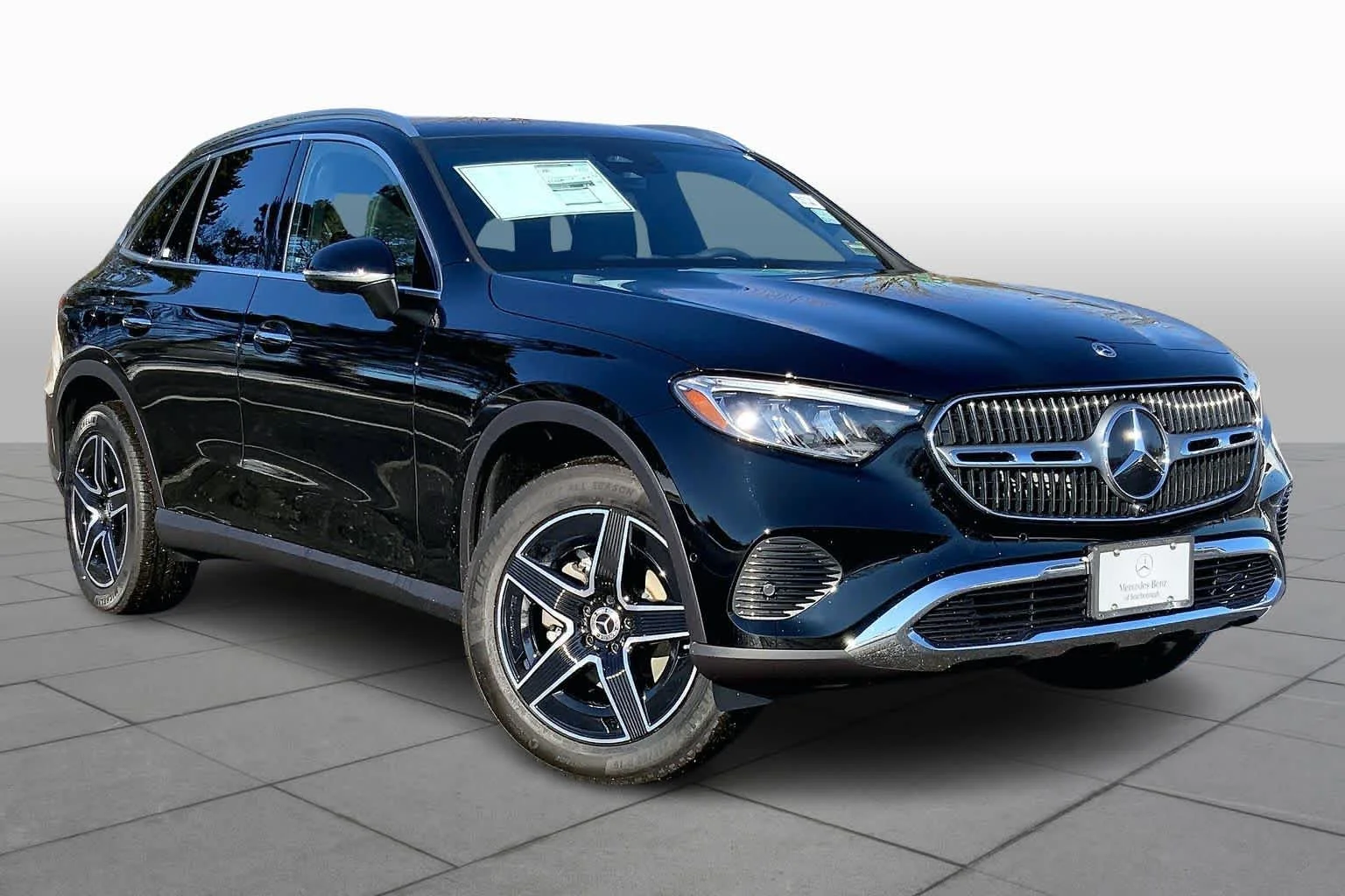 Used 2026 Black Mercedes-Benz GLC 300 image 2