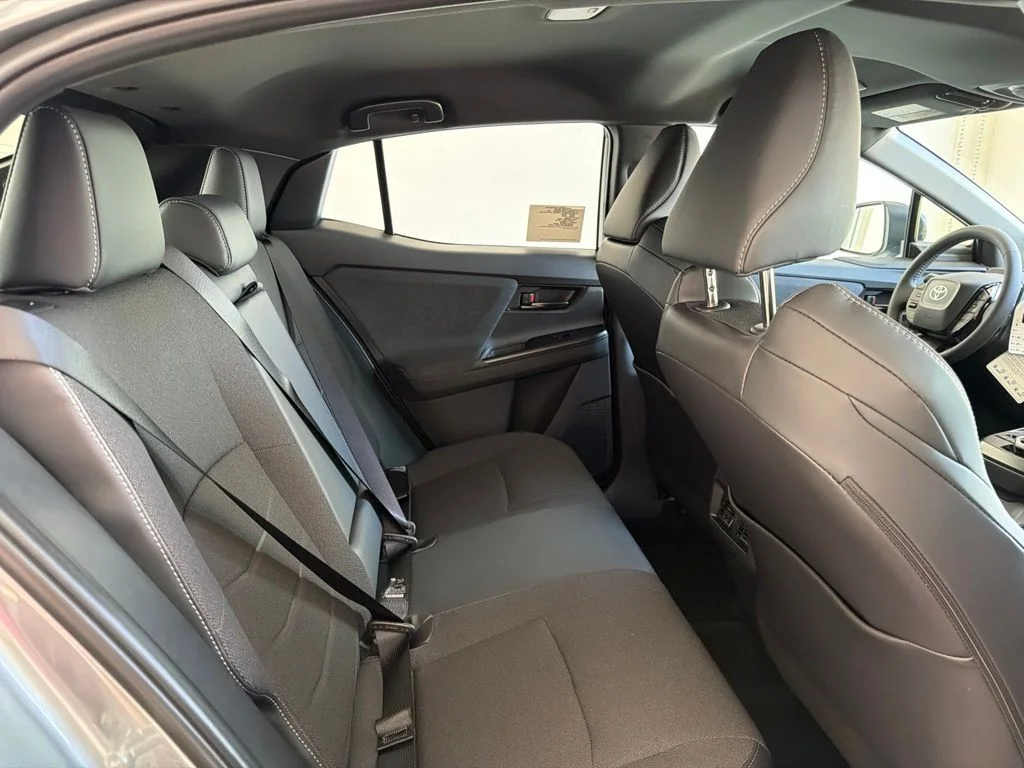 New 2026 Overcast Toyota  SE image 29