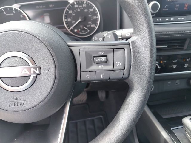 Used 2023 Gray Nissan S image 12
