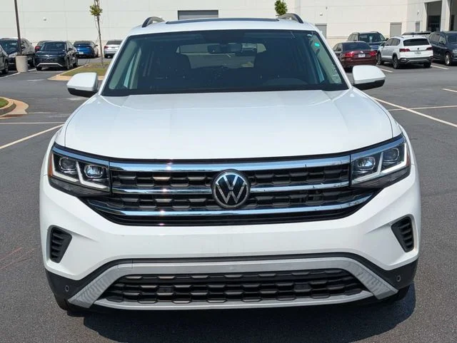 Used 2022  Volkswagen 3.6L V6 SE w/Technology image 9