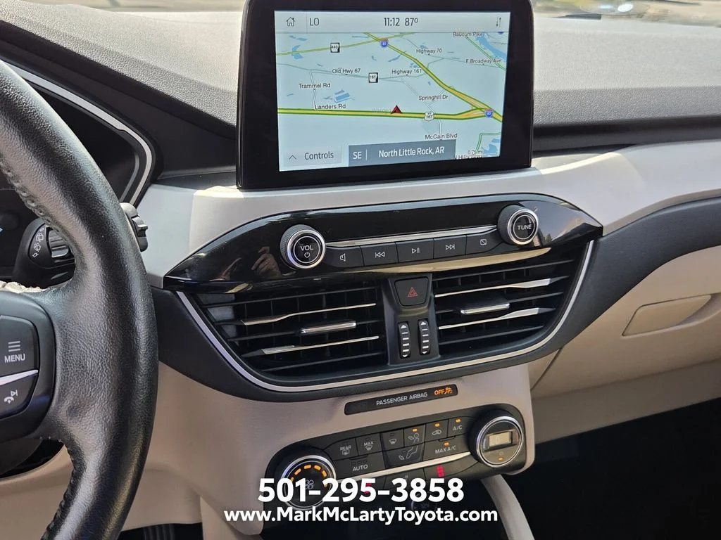 Used 2020 Gold Ford SEL image 17