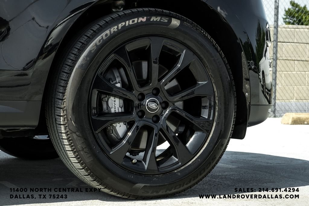 Certified Used 2025 Santorini Black Metallic Land Rover SE image 59