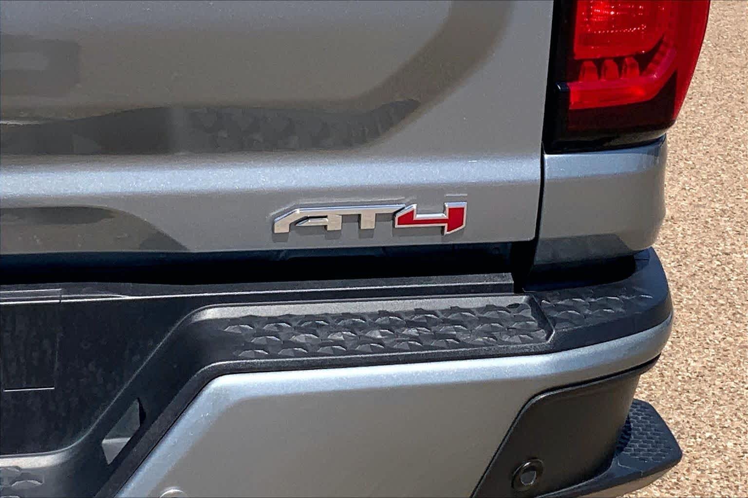 Used 2023 Sterling Metallic GMC 4WD AT4 image 10