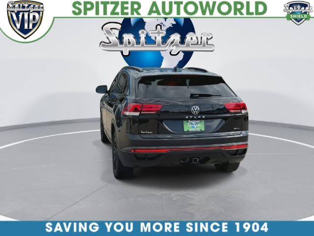 Used 2023  Volkswagen 3.6L V6 SEL R-Line image 12