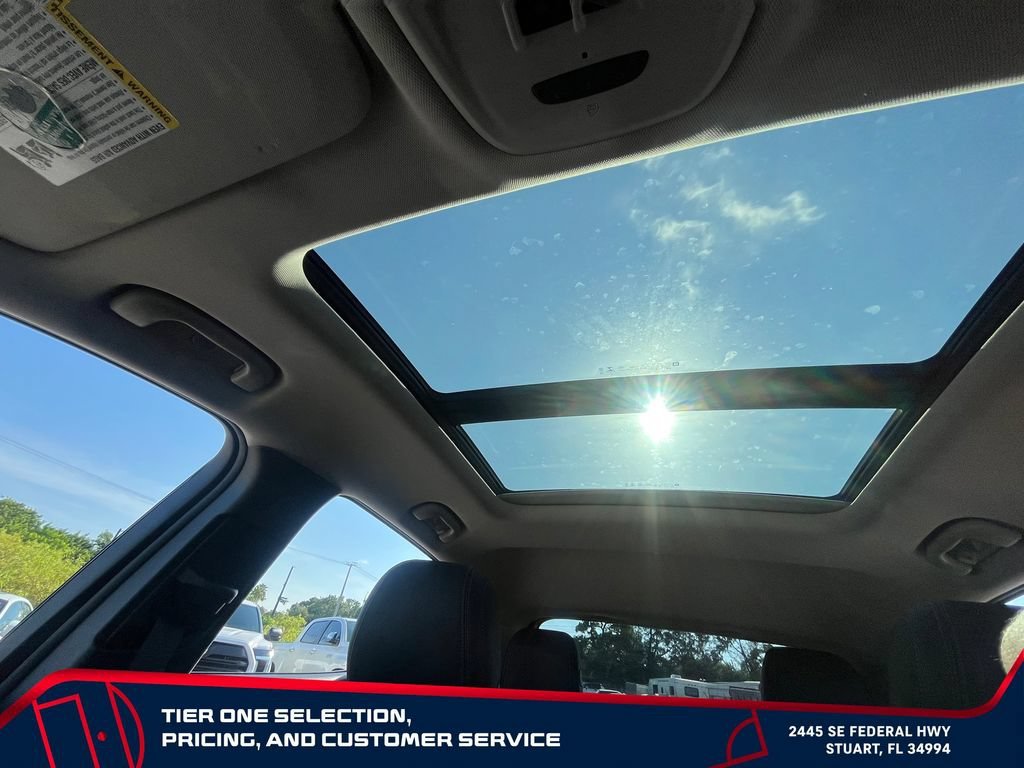 Used 2023 EBONY TWILIGHT METALLIC Buick Essence image 27