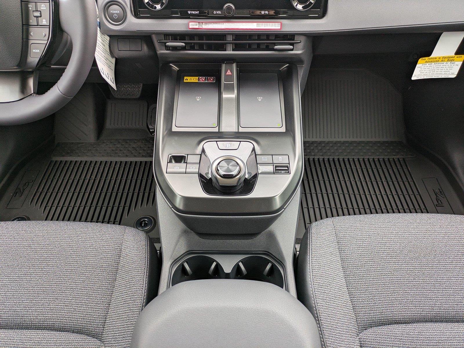 New 2026 Wind Chill Pearl Toyota XLE image 19