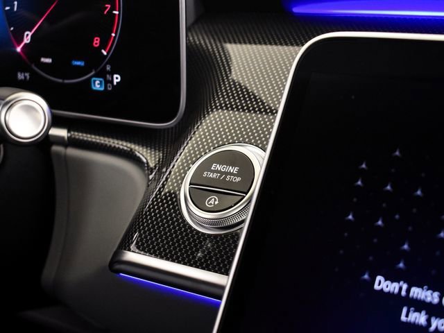 New 2026 MANUFAKTUR Graphite Metallic Mercedes-Benz S 580 image 75