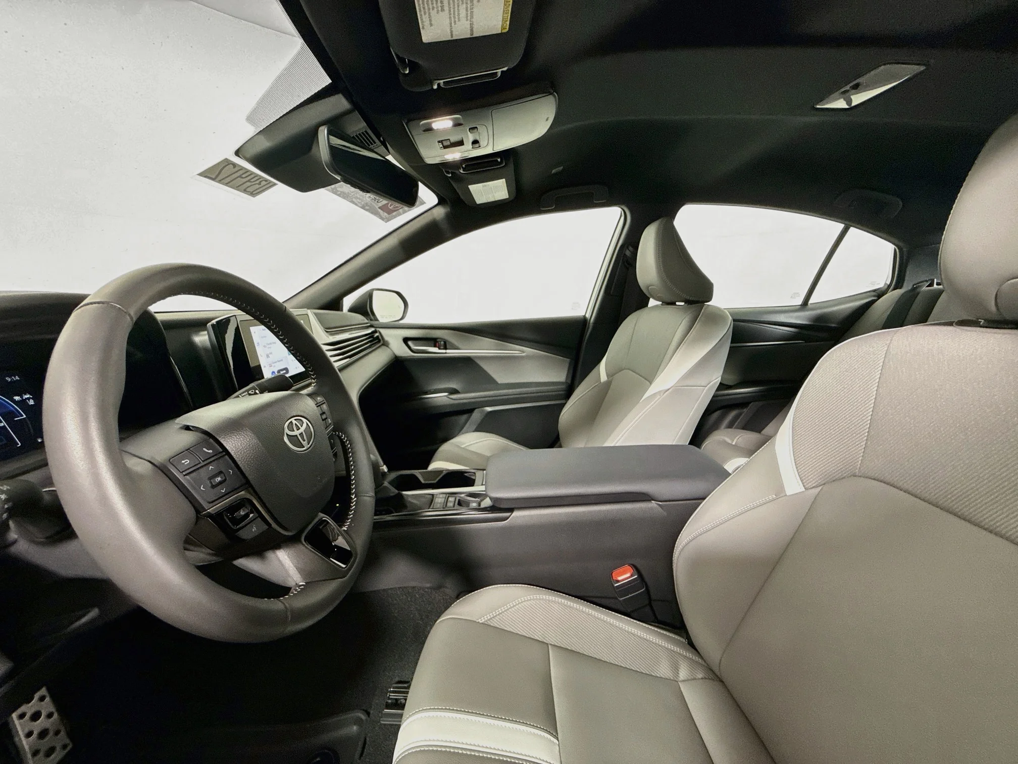 Certified Used 2024 Ice Cap Toyota LE image 21