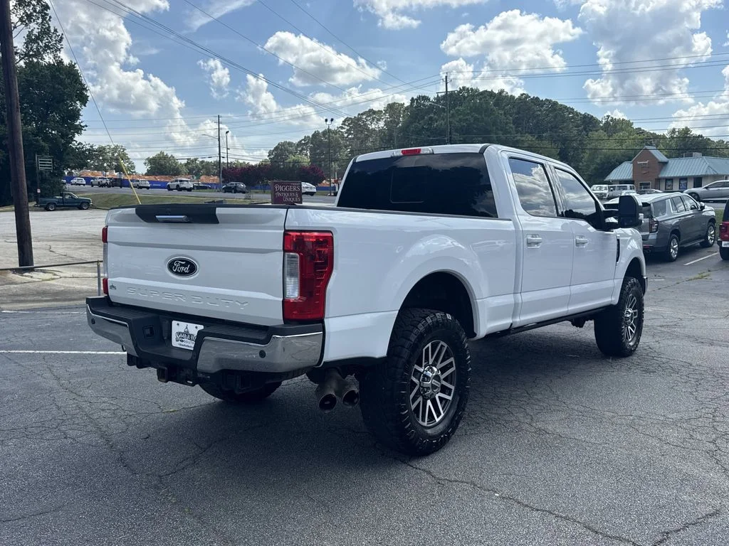 Used 2017 White Ford Lariat image 7