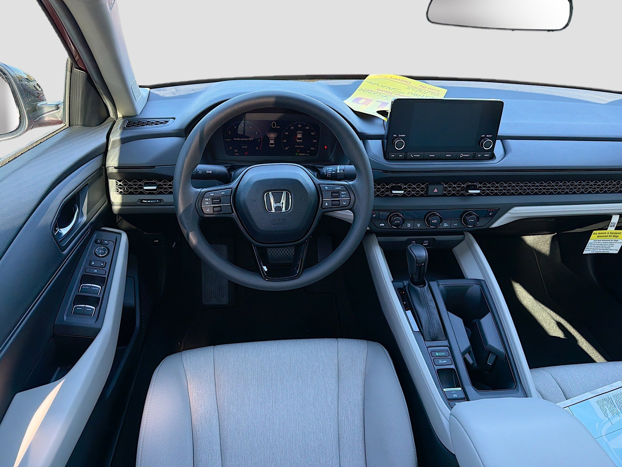 2025 Honda Accord SE - Photo 18