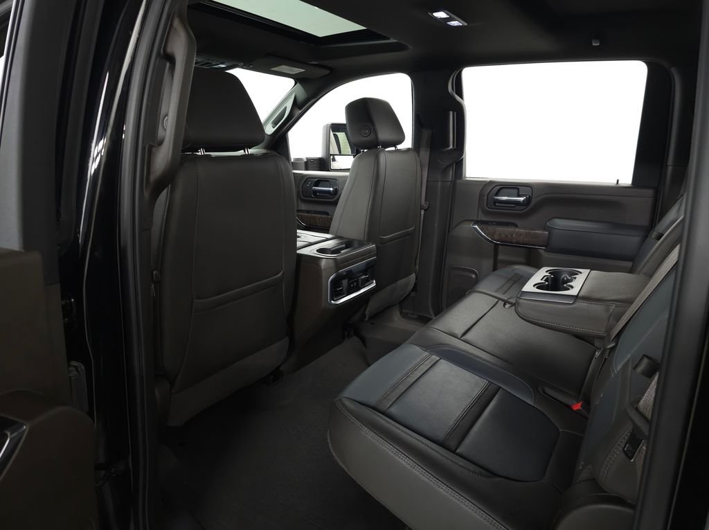 Used 2022 Onyx Black GMC Denali image 36