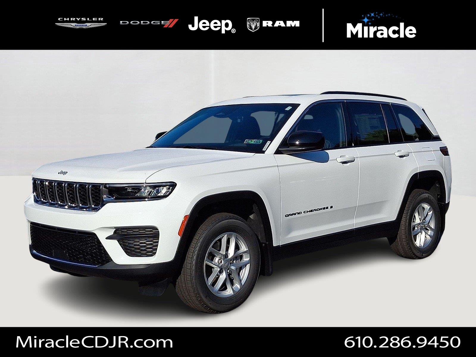 New 2026 Bright White Clearcoat Jeep Laredo X image 1