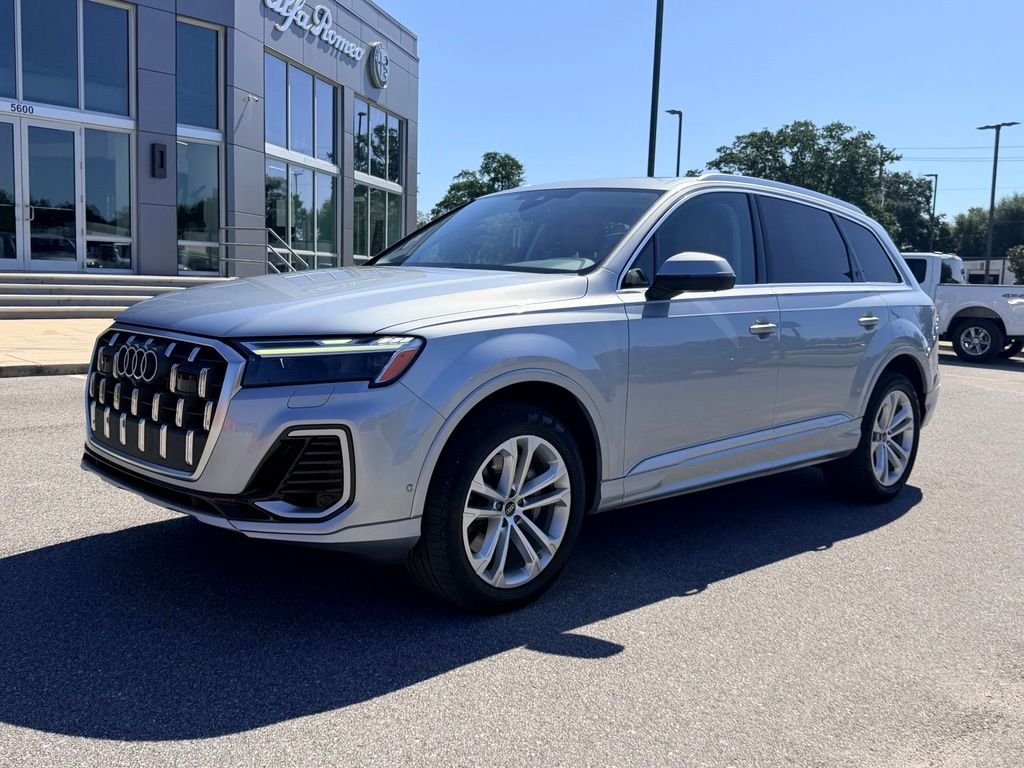 2025 Audi Q7 Premium Plus