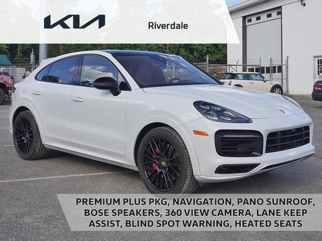 2022 Porsche Cayenne Coupe GTS