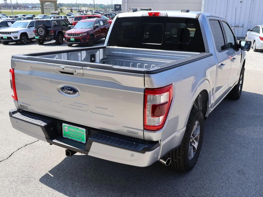 Used 2022 Silver Ford Lariat image 5