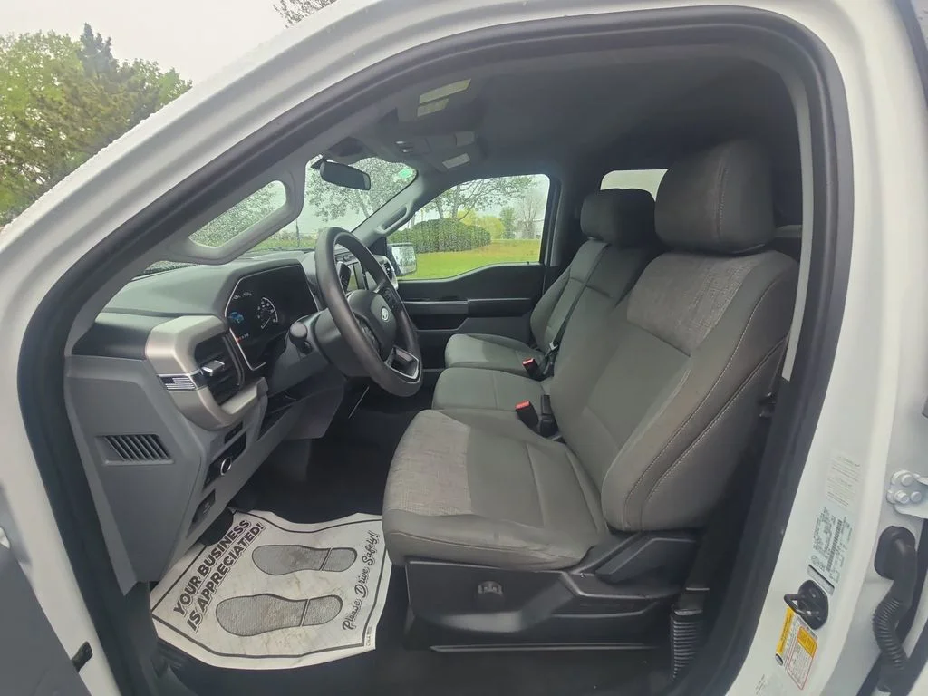 Used 2023 White Ford XLT image 24