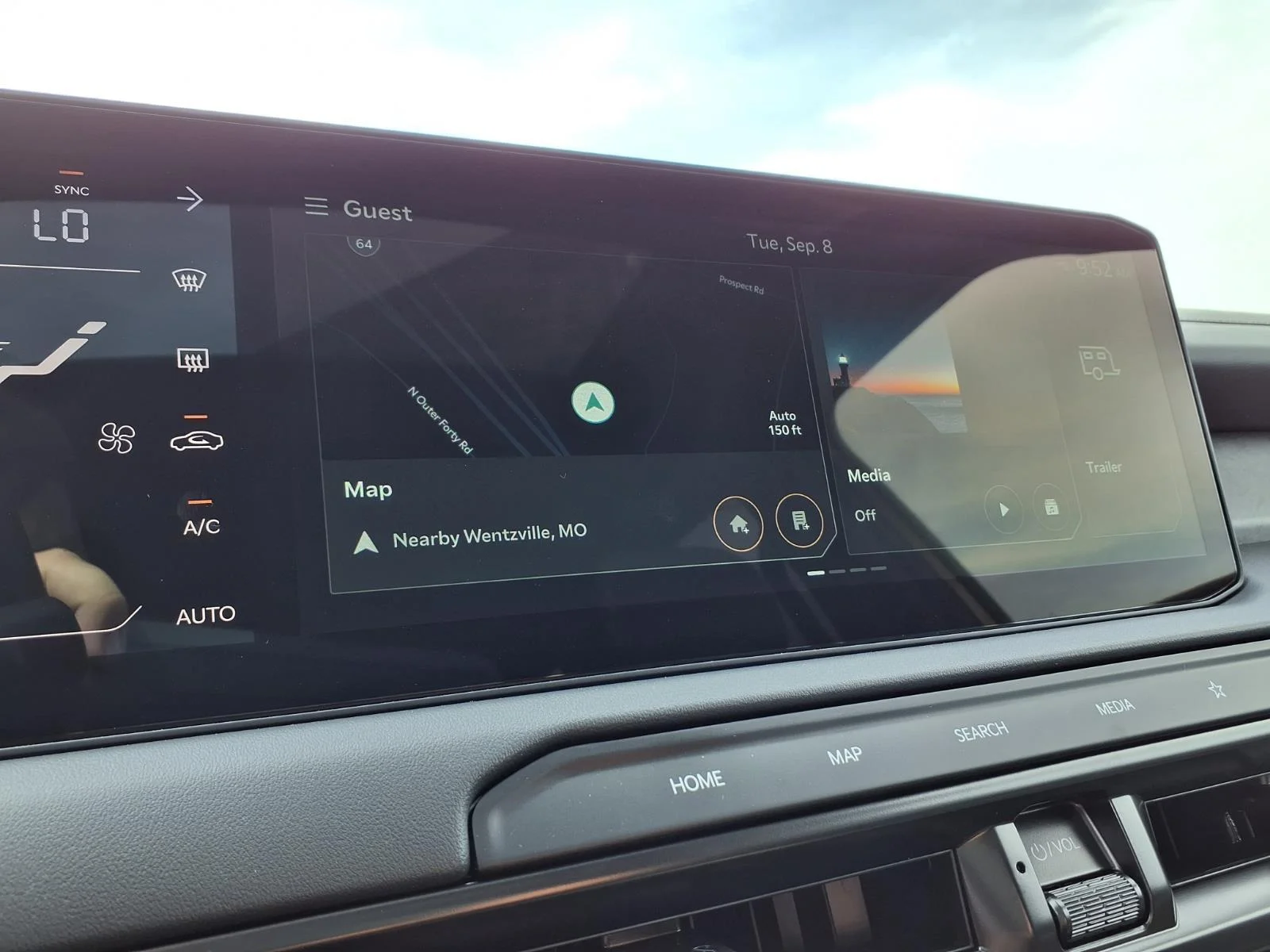 New 2027 Terrain Brown Kia X-Line EX image 15