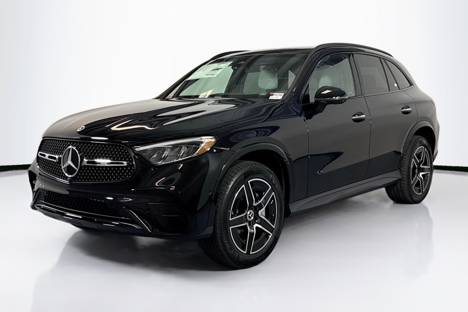 New 2026 Black Mercedes-Benz GLC 300 image 1