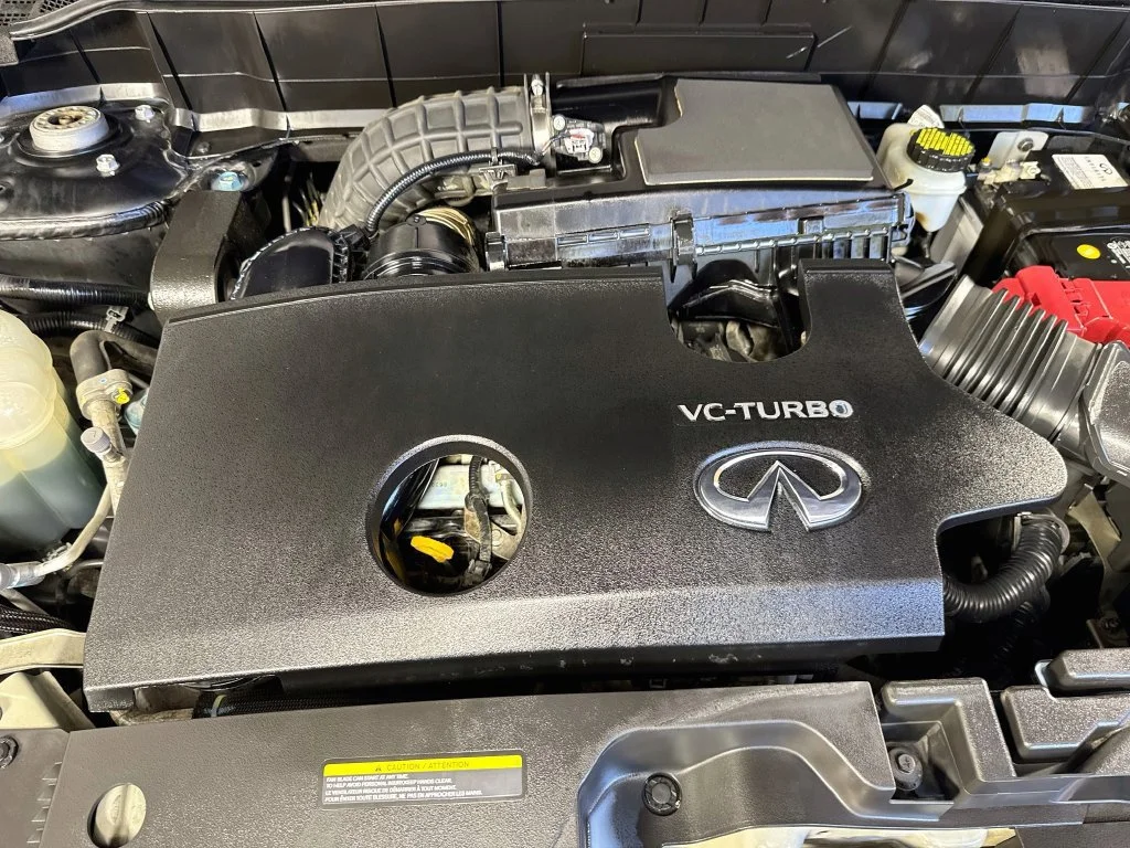 Used 2019 Black INFINITI ESSENTIAL image 40