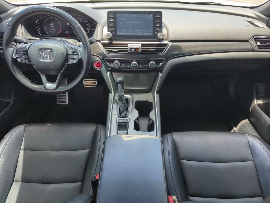 Used 2018  Honda Sport image 15