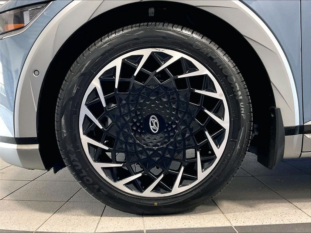 Used 2023 Blue Hyundai Limited image 7