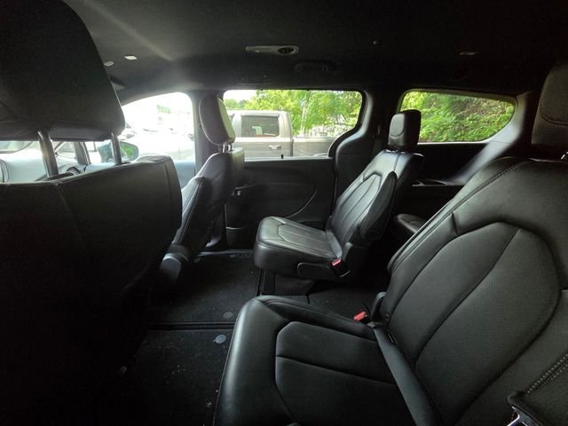 Used 2026 Silver Chrysler Select image 11