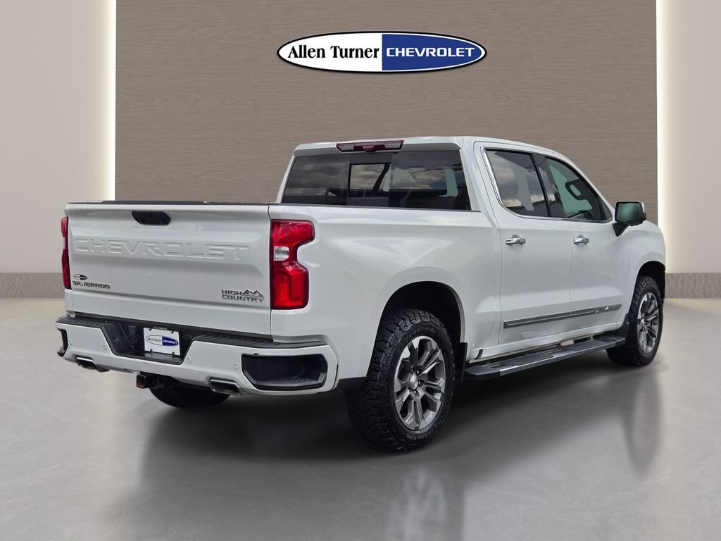 Used 2024 Beige Chevrolet High Country image 7