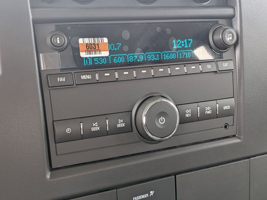 New 2026 Summit White GMC Work Van image 12