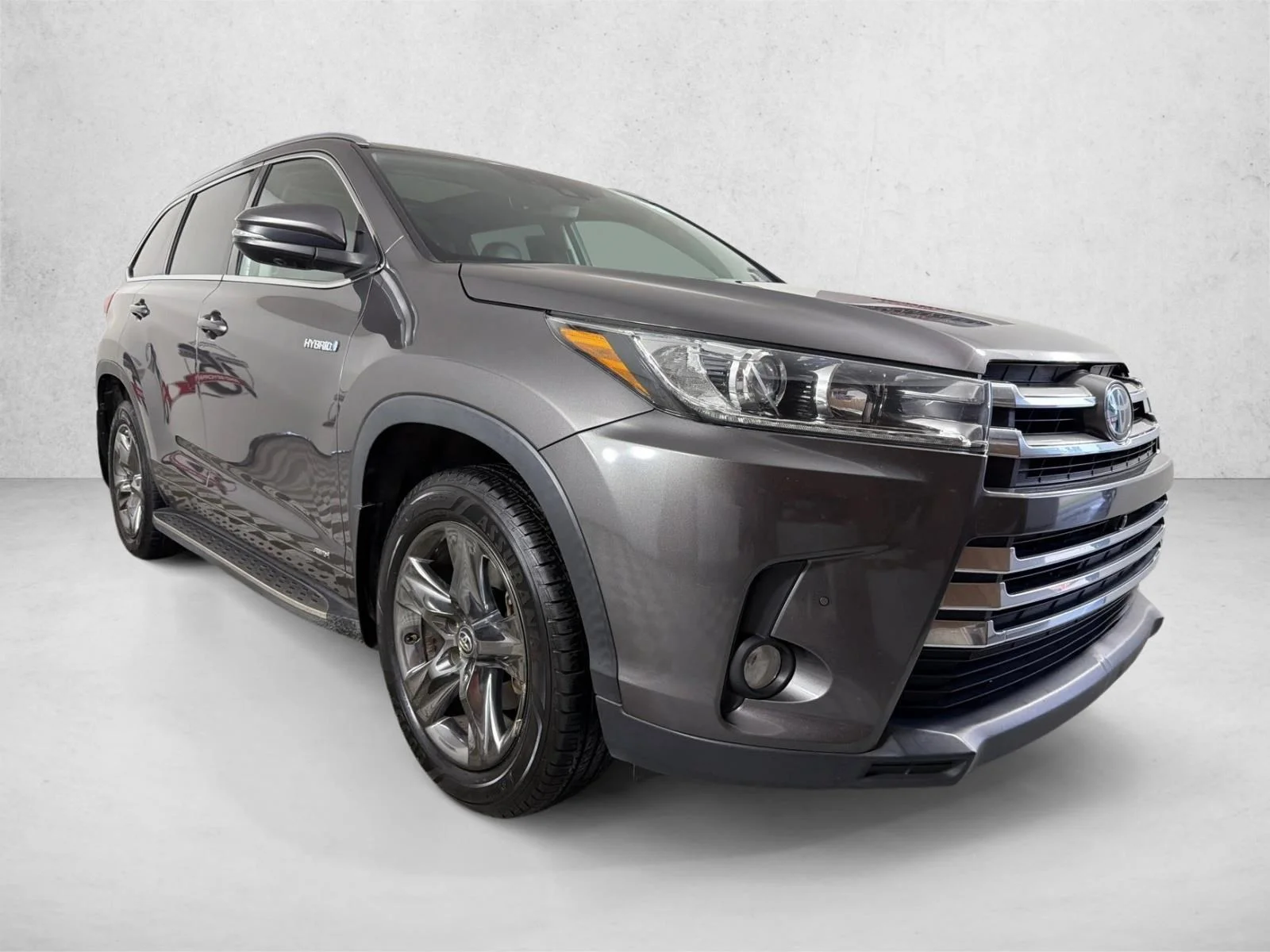 Used 2017 Gray Toyota Hybrid Limited image 1