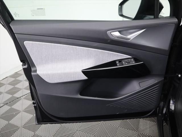 New 2026 Deep Black Pearl Volkswagen Pro image 25