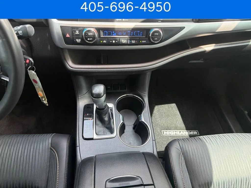 Pre-Owned 2015 Toyota Highlander LE Plus