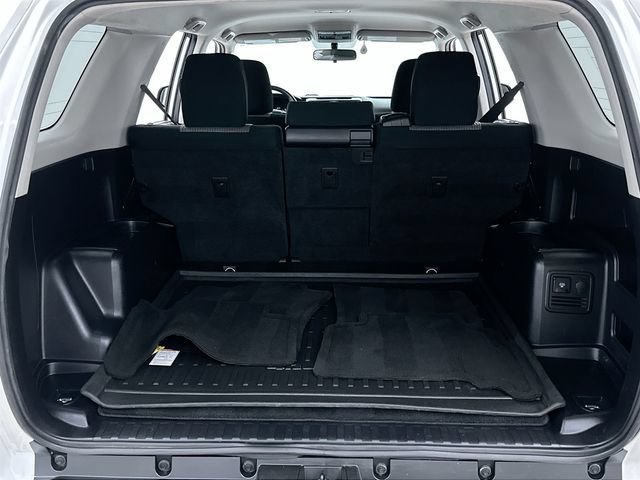 Certified Used 2019 White Toyota SR5 image 36