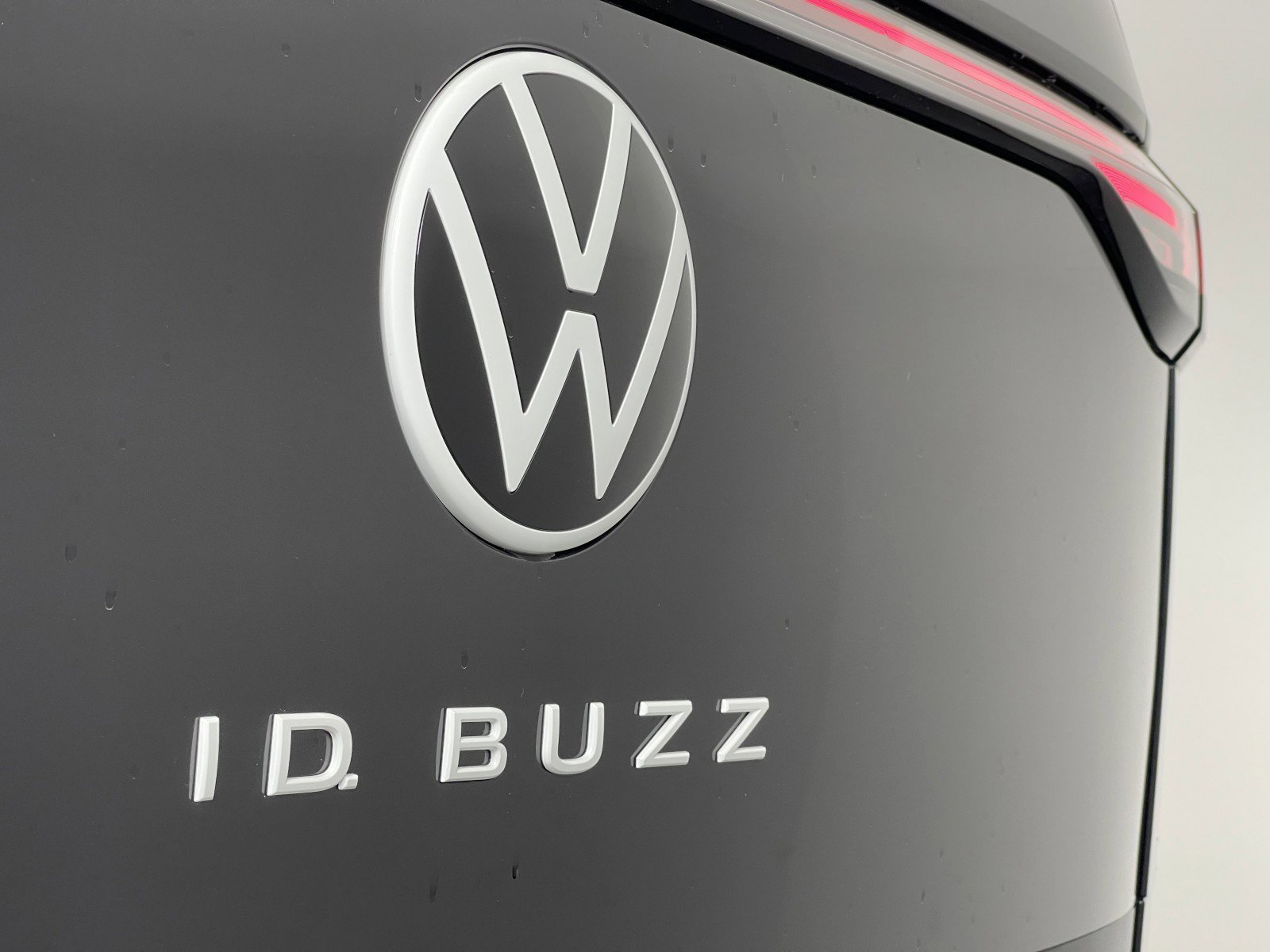 2025 Volkswagen ID. Buzz PRO S - Photo 13