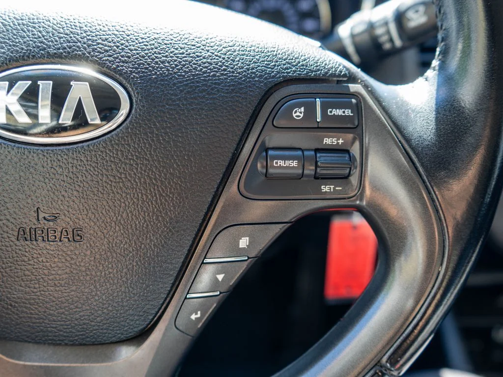 Used 2014 Blue Kia EX image 18