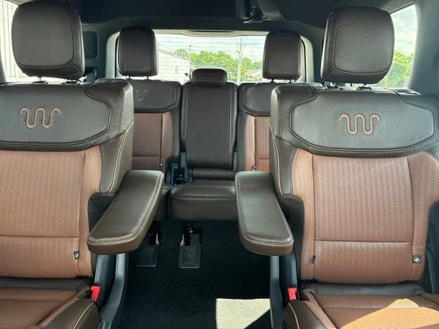 New 2027 Glacier Gray Metallic Tri-Coat Ford King Ranch® image 56