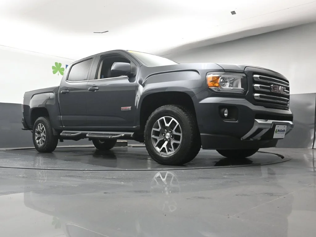 Used 2015 Gray GMC SLE1 image 24