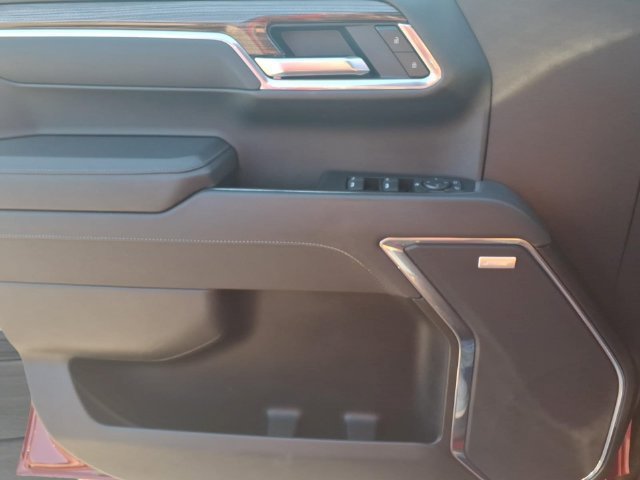 Used 2025 Radiant Red Tintcoat Chevrolet LT Trail Boss image 13