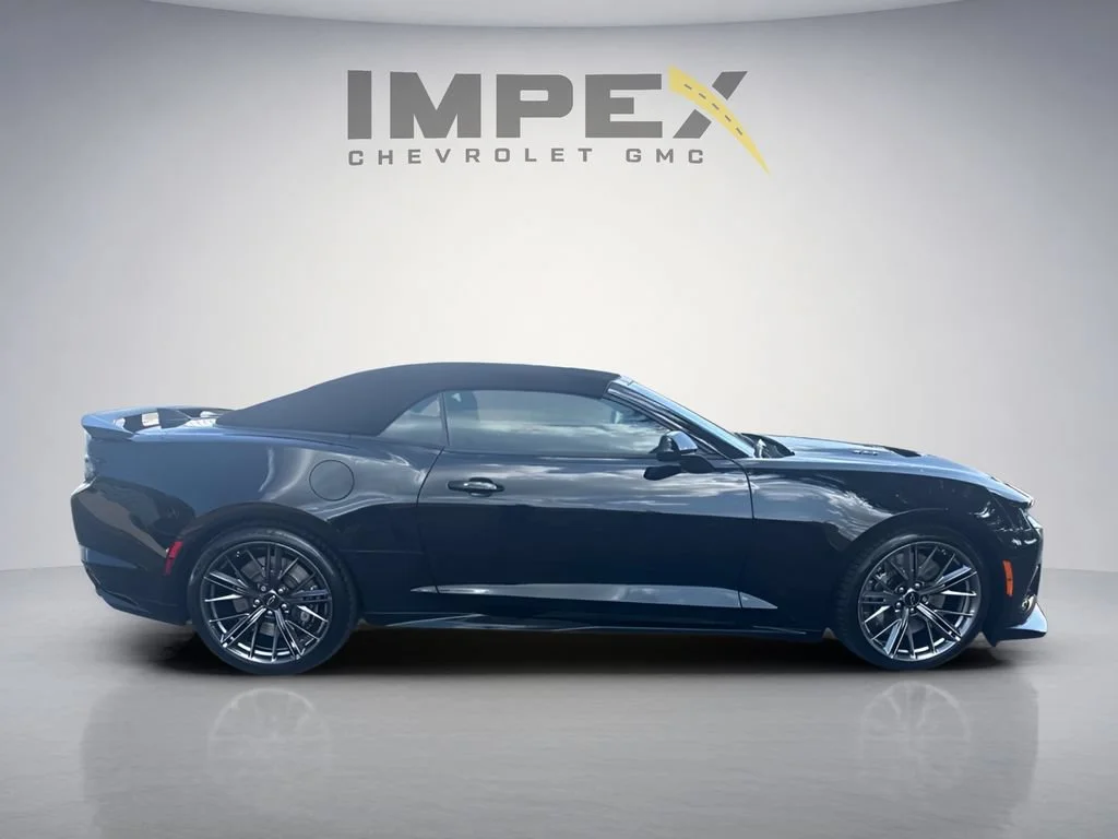 Used 2023 BLACK Chevrolet ZL1 image 7