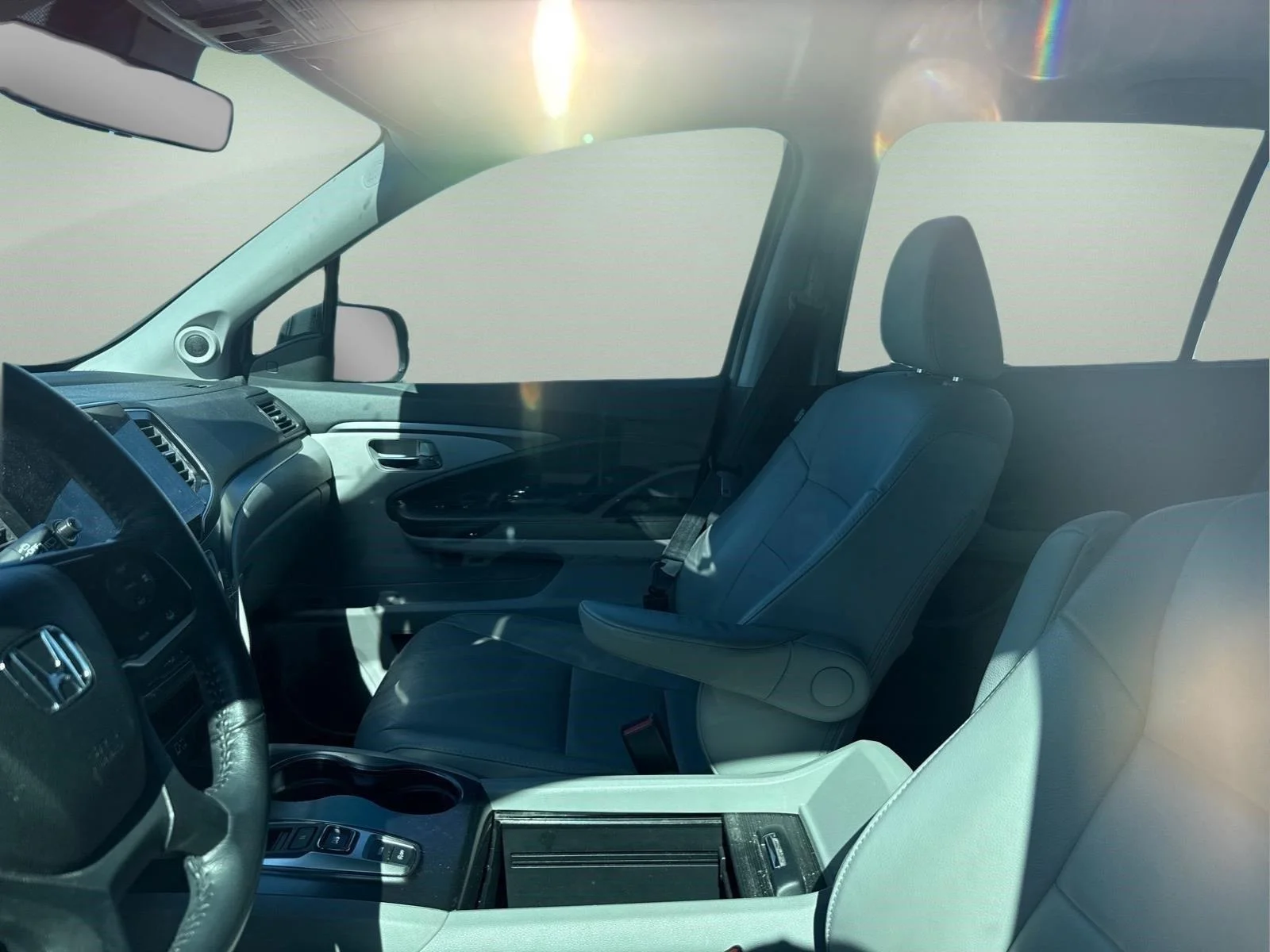 Used 2022 Lunar Silver Metallic Honda EX-L image 5